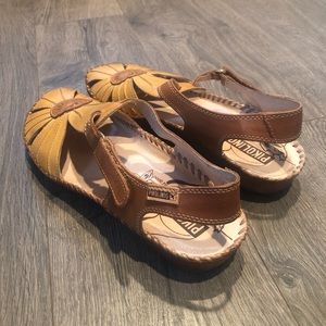 Yellow flower sandals